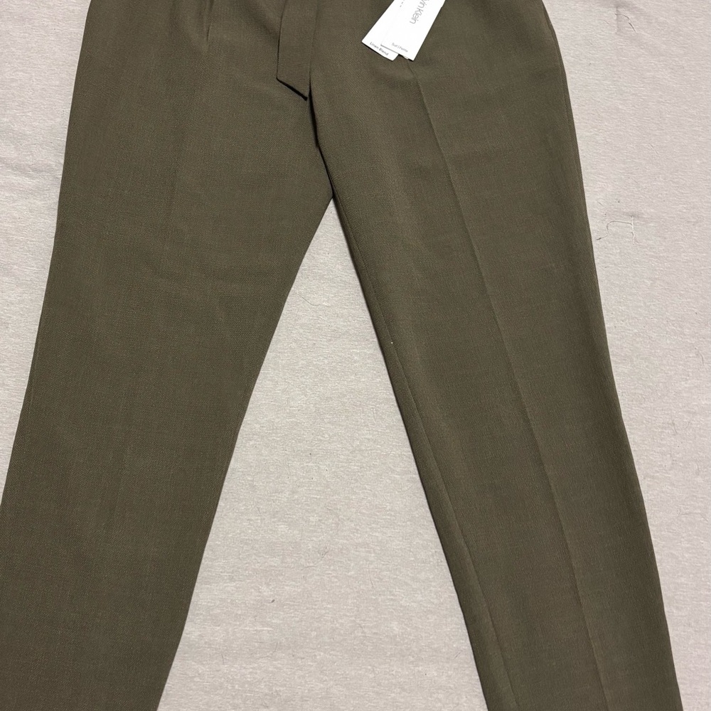 Petite Women’s Calvin. Klein Olive Green Pants